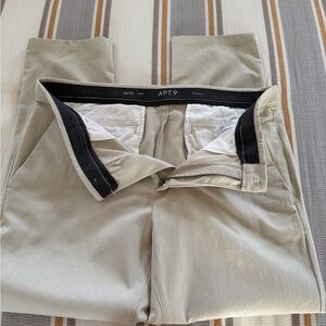 Apt. 9 Men's Khaki Chinos
